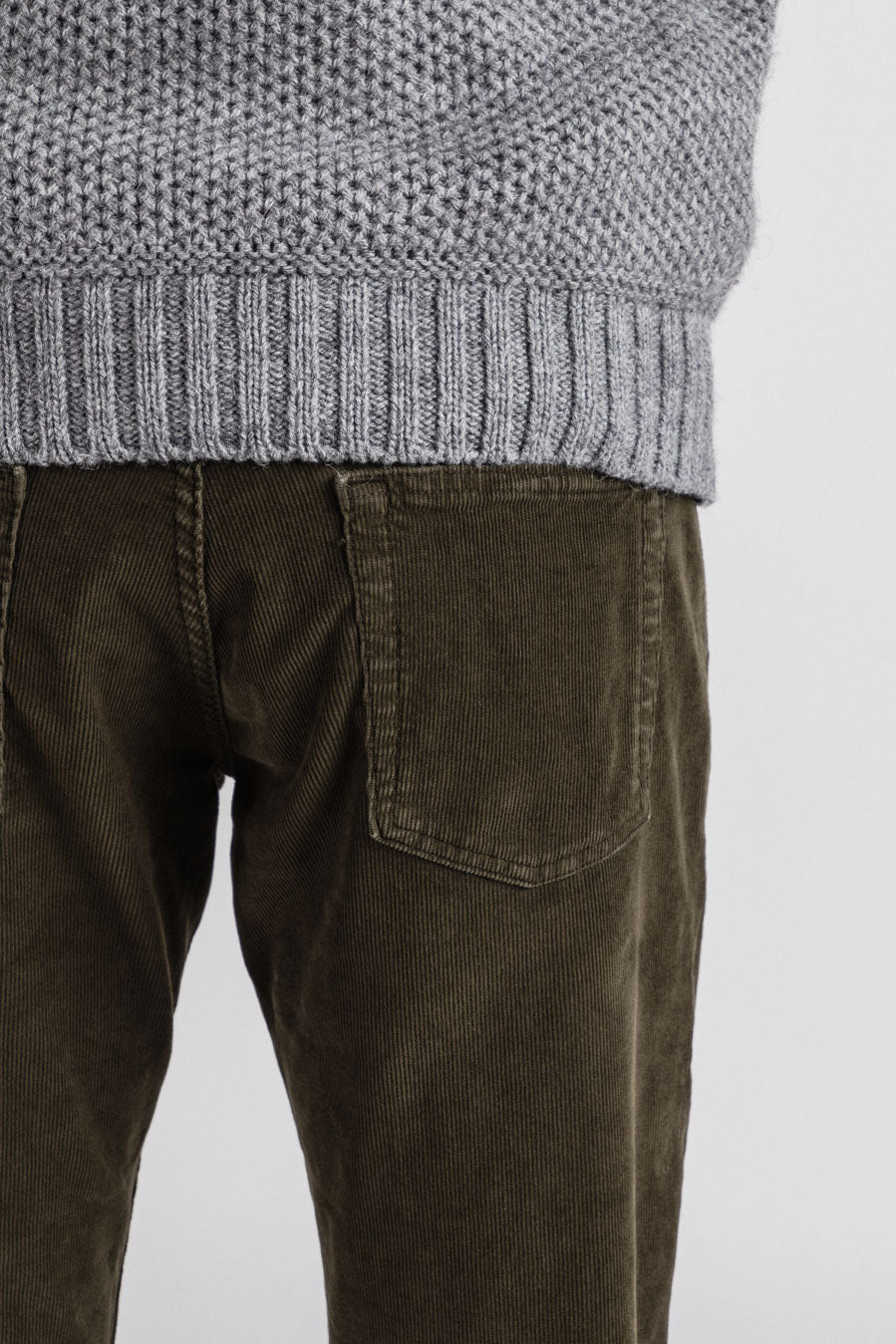 5 Pocket Pana Hunter (Verde)