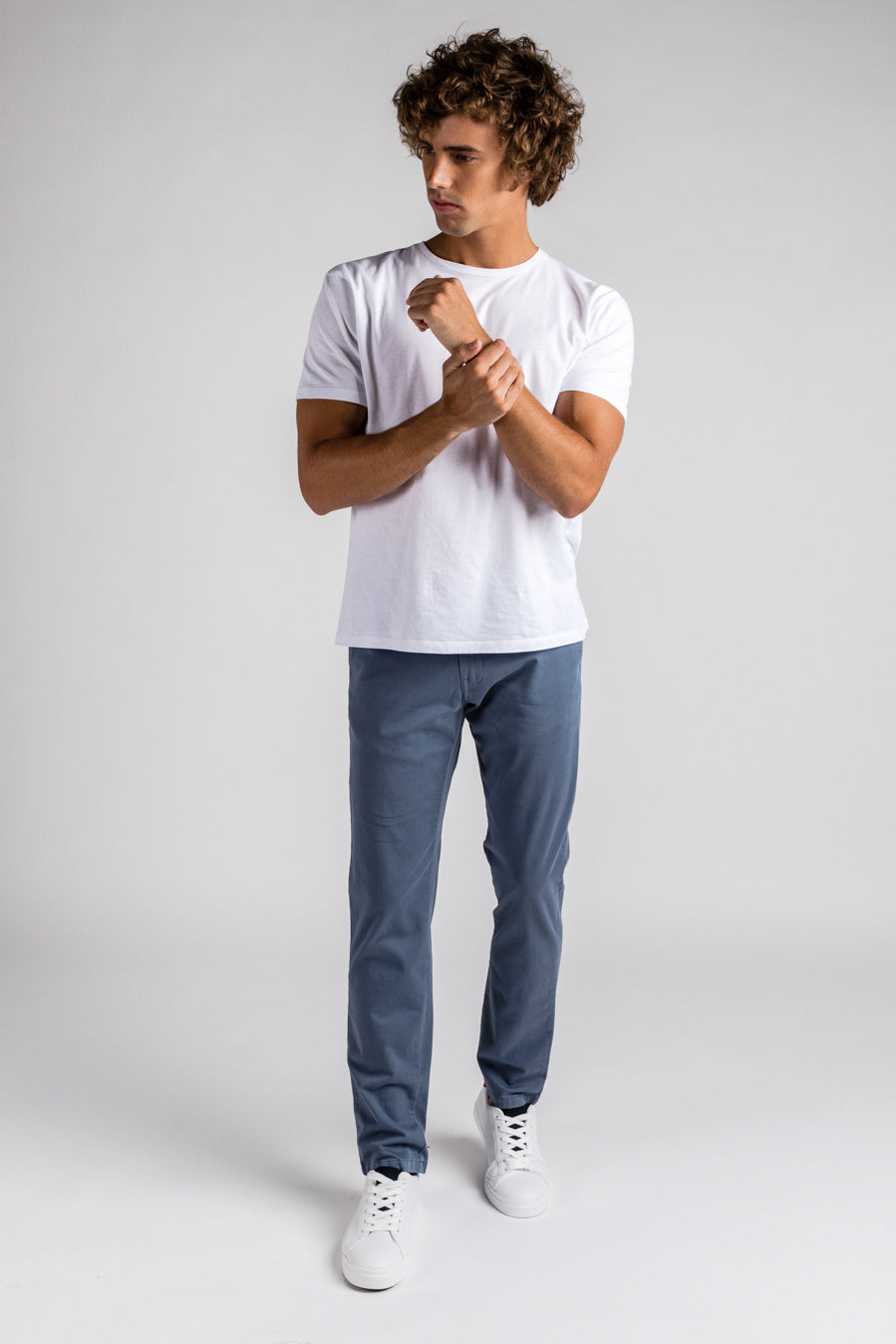 Chino Regular Formentera (Azul lavado)