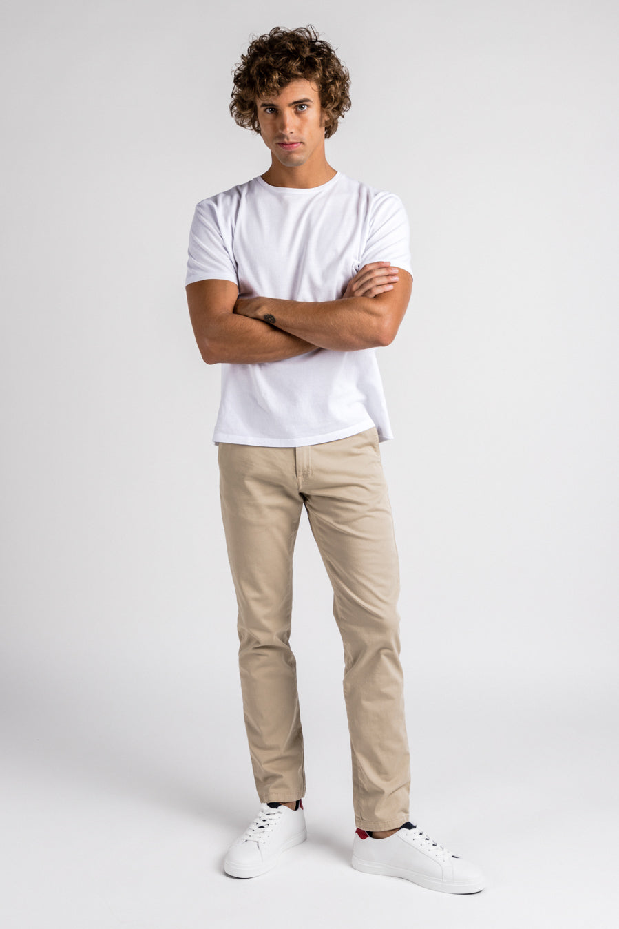 Chino Regular Sahara (Beige)